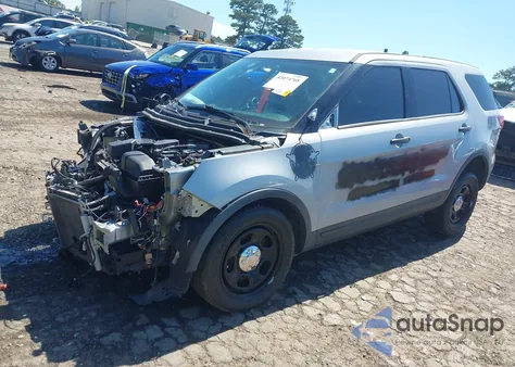 2018 Ford Police Interceptor from USA, damaged, VIN 1FM5K8AR7JGC75896
